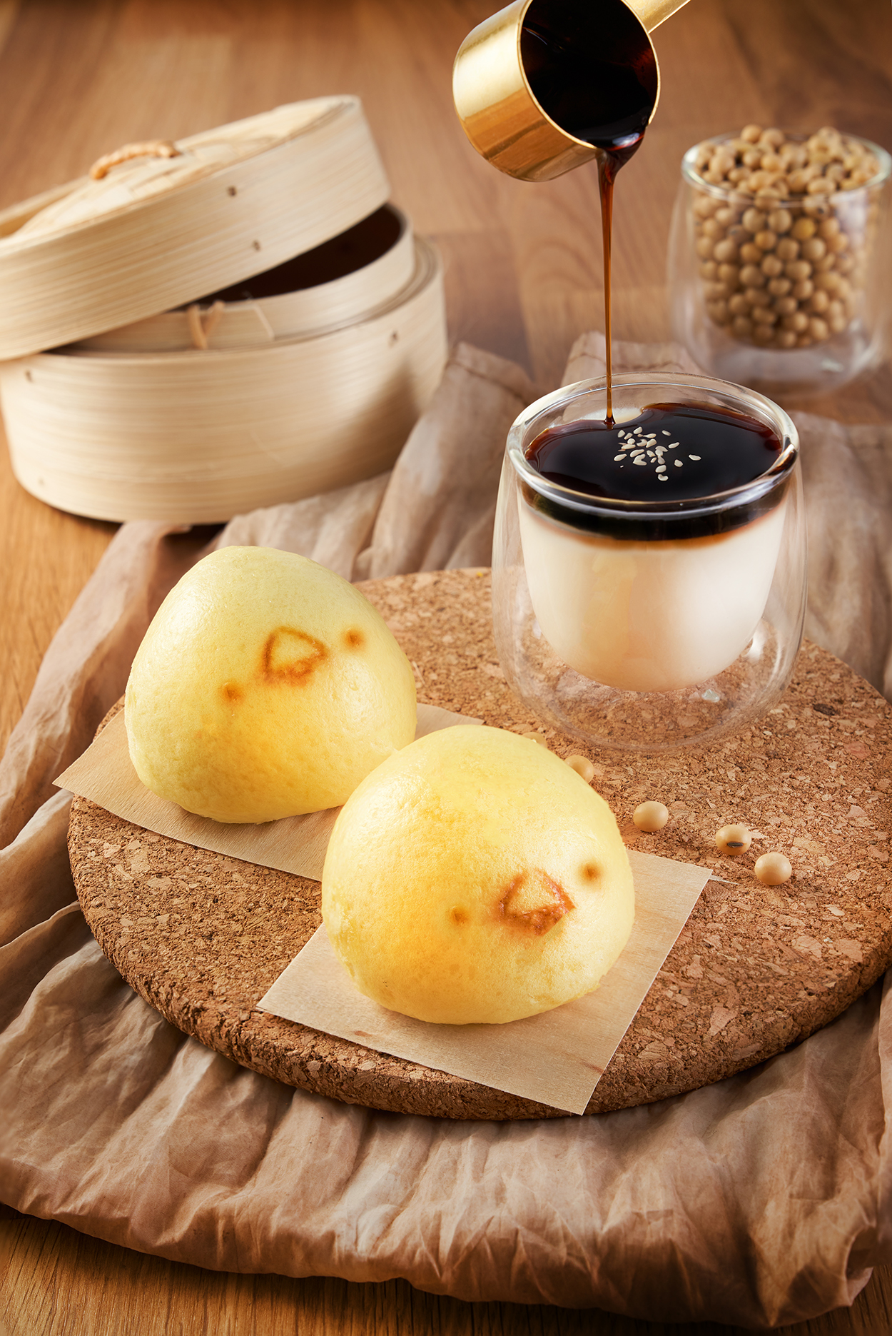 Mantou kuromitsu tonyu